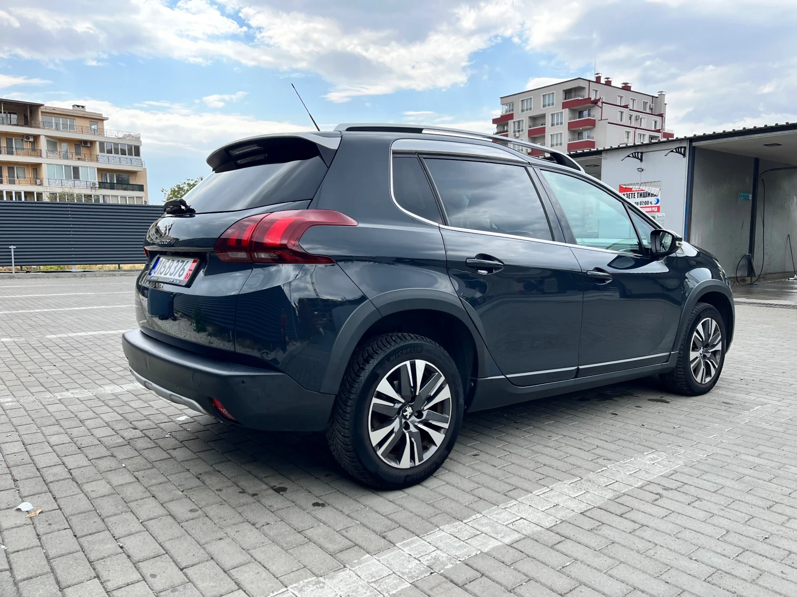 Peugeot 2008 1.5 HDI Allure AUTOMAT 120к.с. - изображение 5