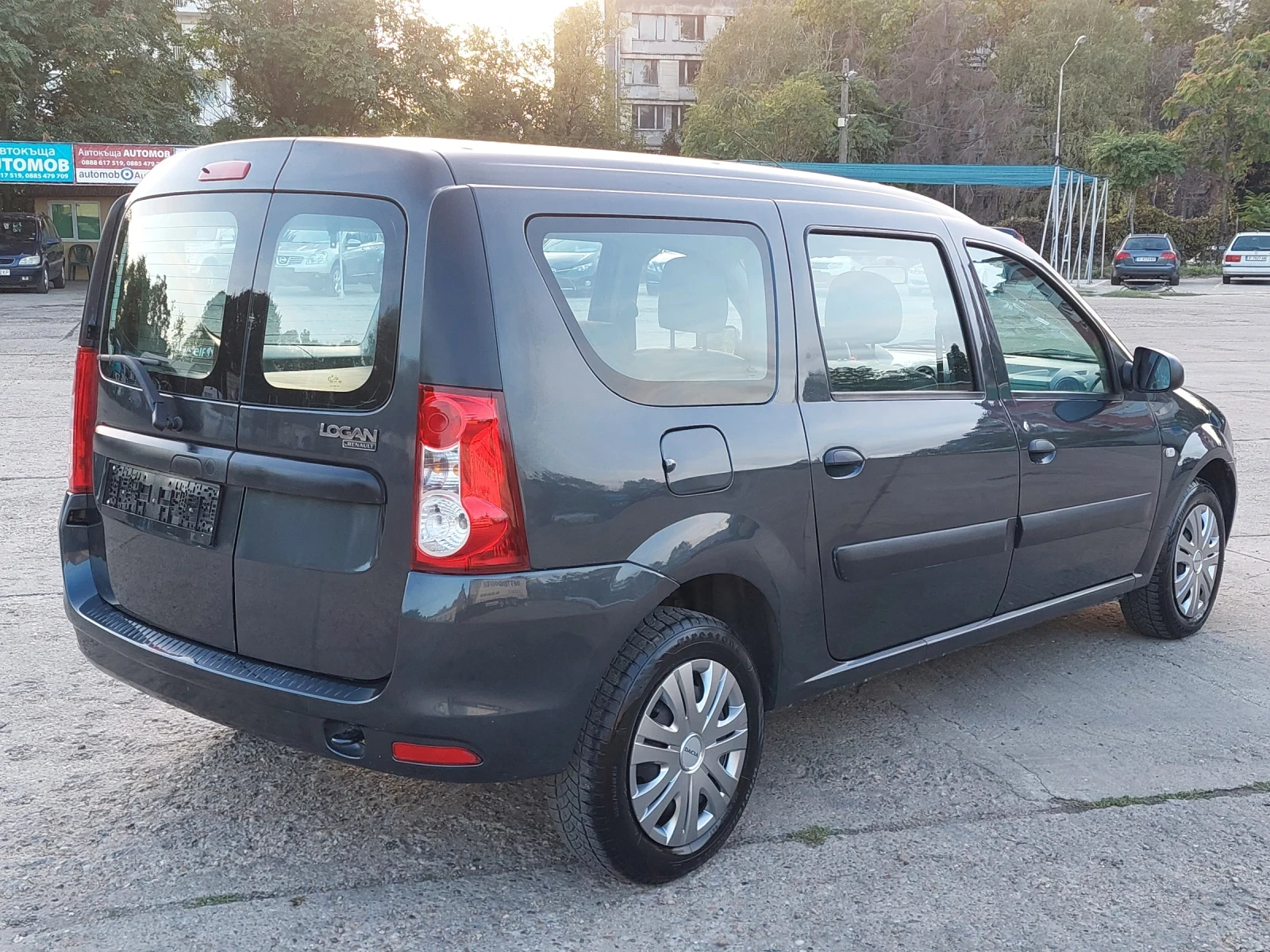 Dacia Logan 1.4mpi * КЛИМАТИК * EURO 4 *  - изображение 4