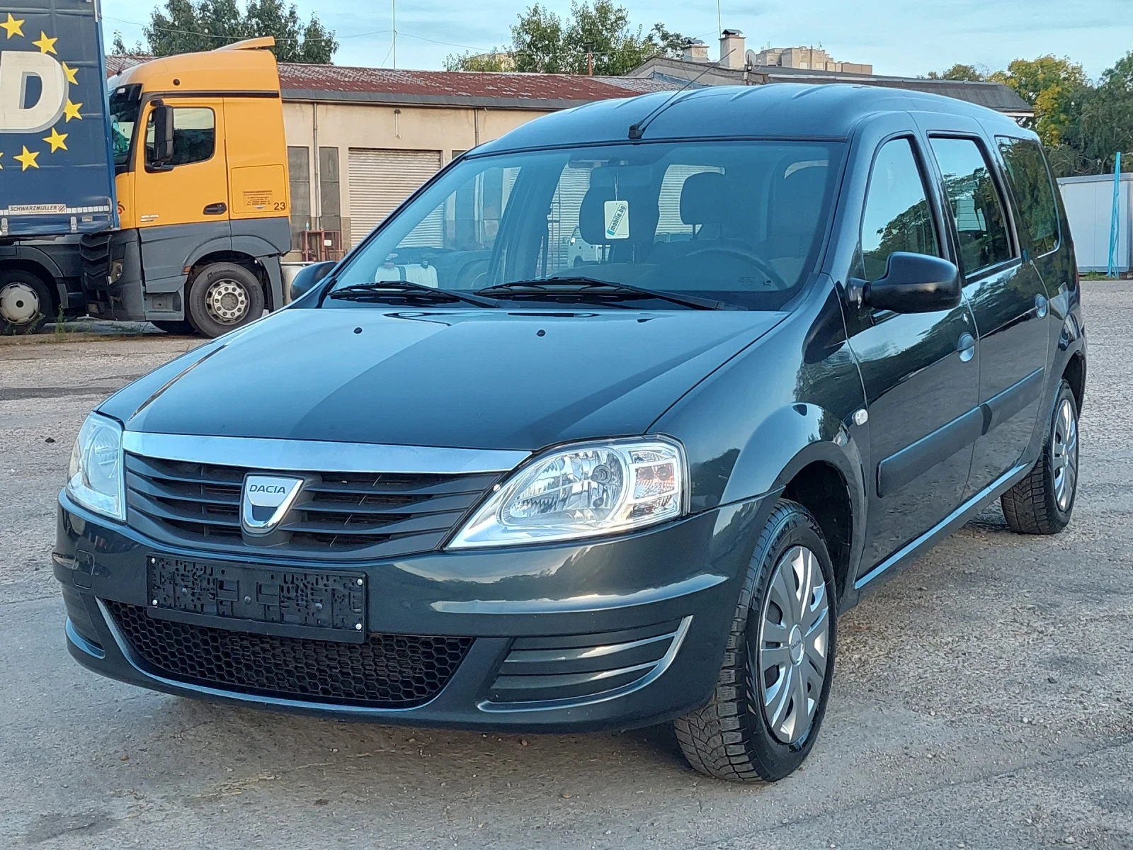 Dacia Logan 1.4mpi * КЛИМАТИК * EURO 4 *  - изображение 7