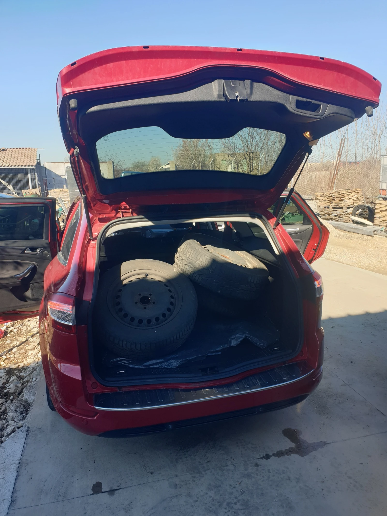 Ford Mondeo комби - изображение 10