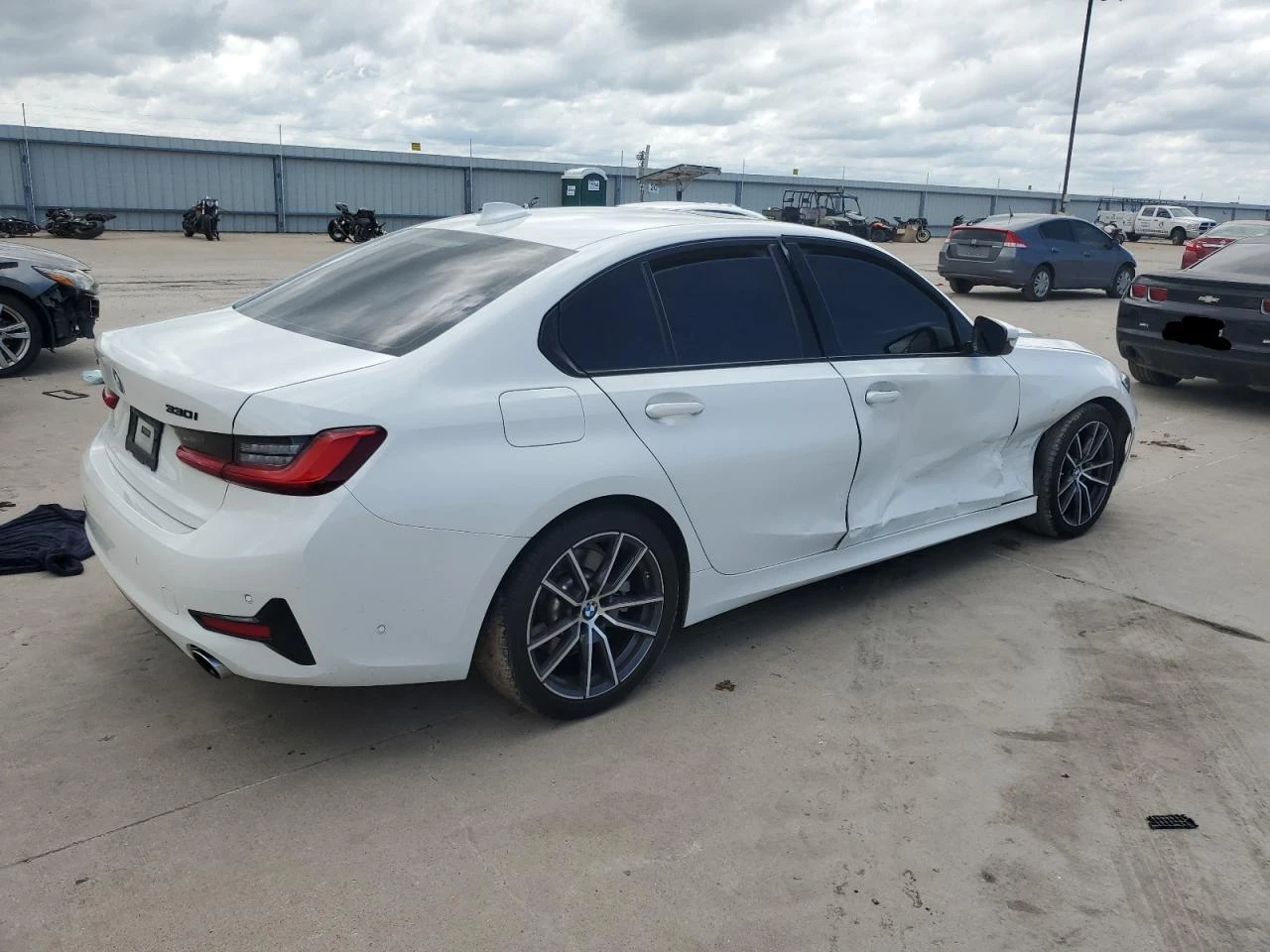 BMW 330  - изображение 6