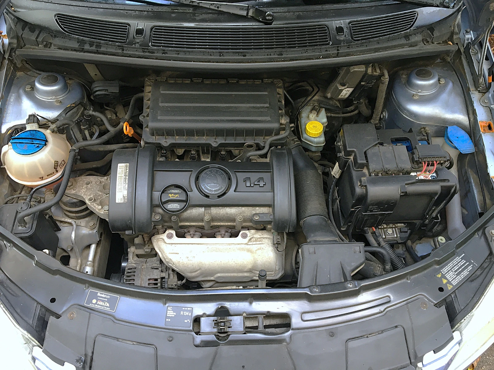 Skoda Roomster 1, 4 16v - изображение 7