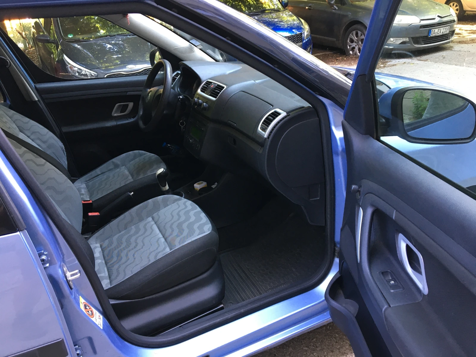 Skoda Roomster 1, 4 16v - изображение 9