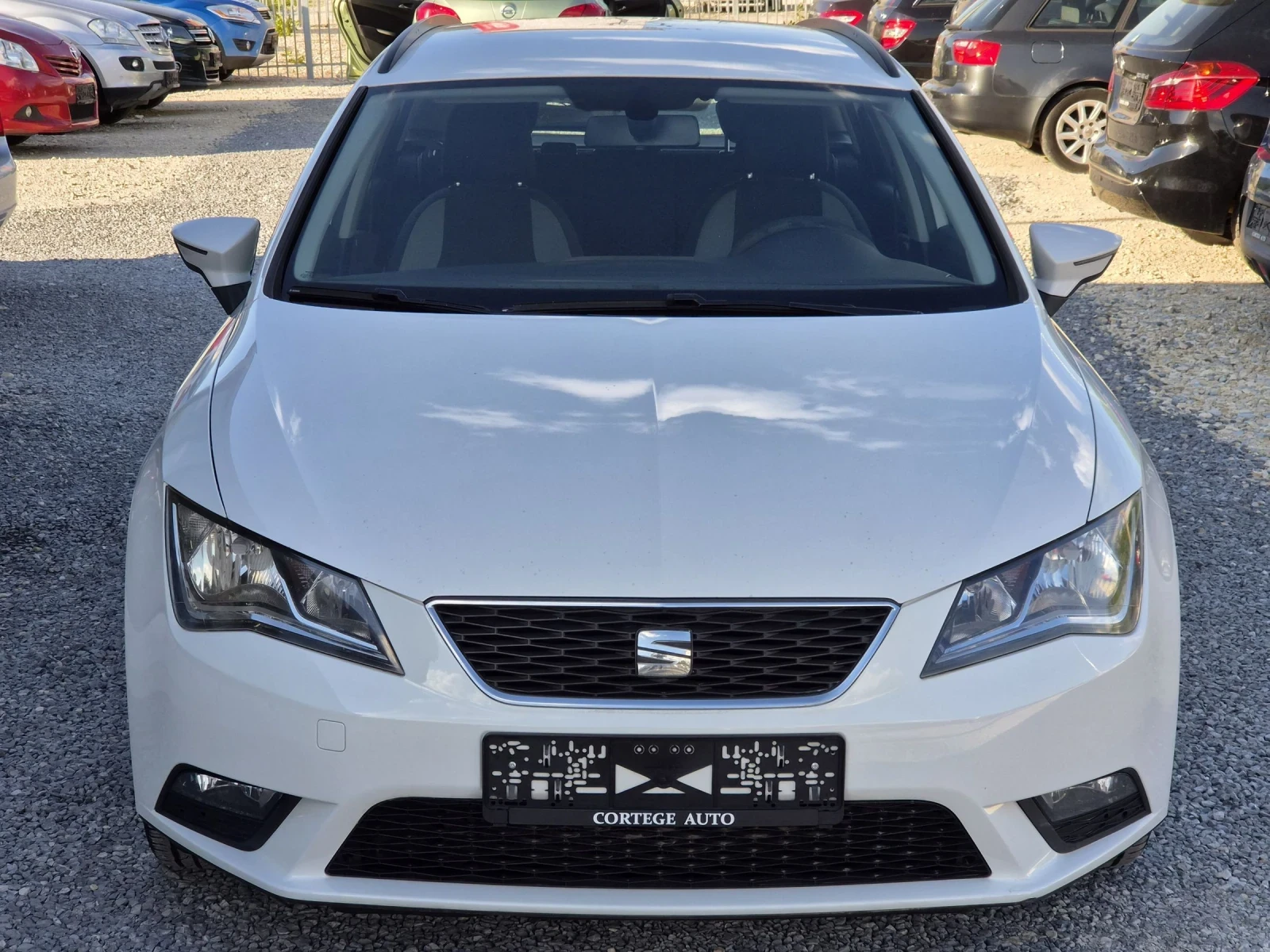 Seat Leon 1.6TDI 4x4  4 Drive NAVI | Mobile.bg � ����������� 3