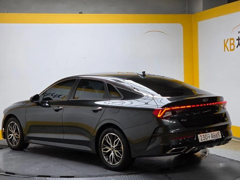 Kia K5 2.0 LPG Trendy * НАЙ-ДОБРА ЦЕНА В БЪЛГАРИЯ*  - изображение 4