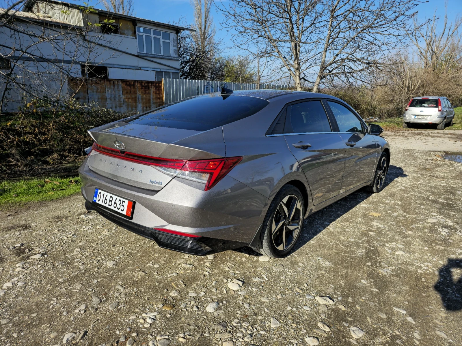 Hyundai Elantra Hybrid Luxury | Mobile.bg   5