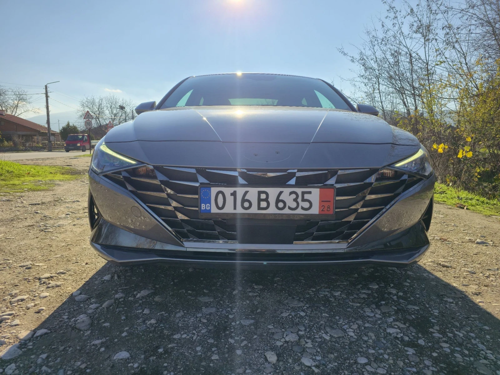 Hyundai Elantra Hybrid Luxury | Mobile.bg   1