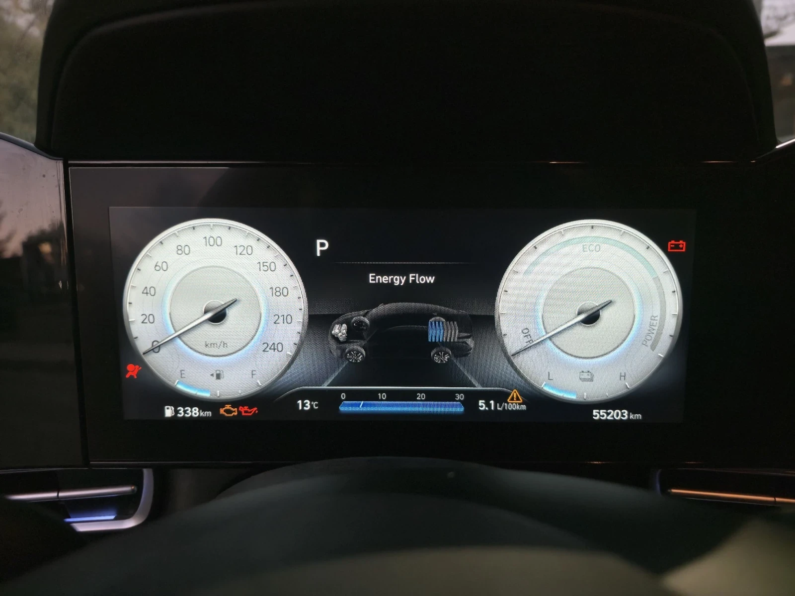 Hyundai Elantra Hybrid Luxury | Mobile.bg   12