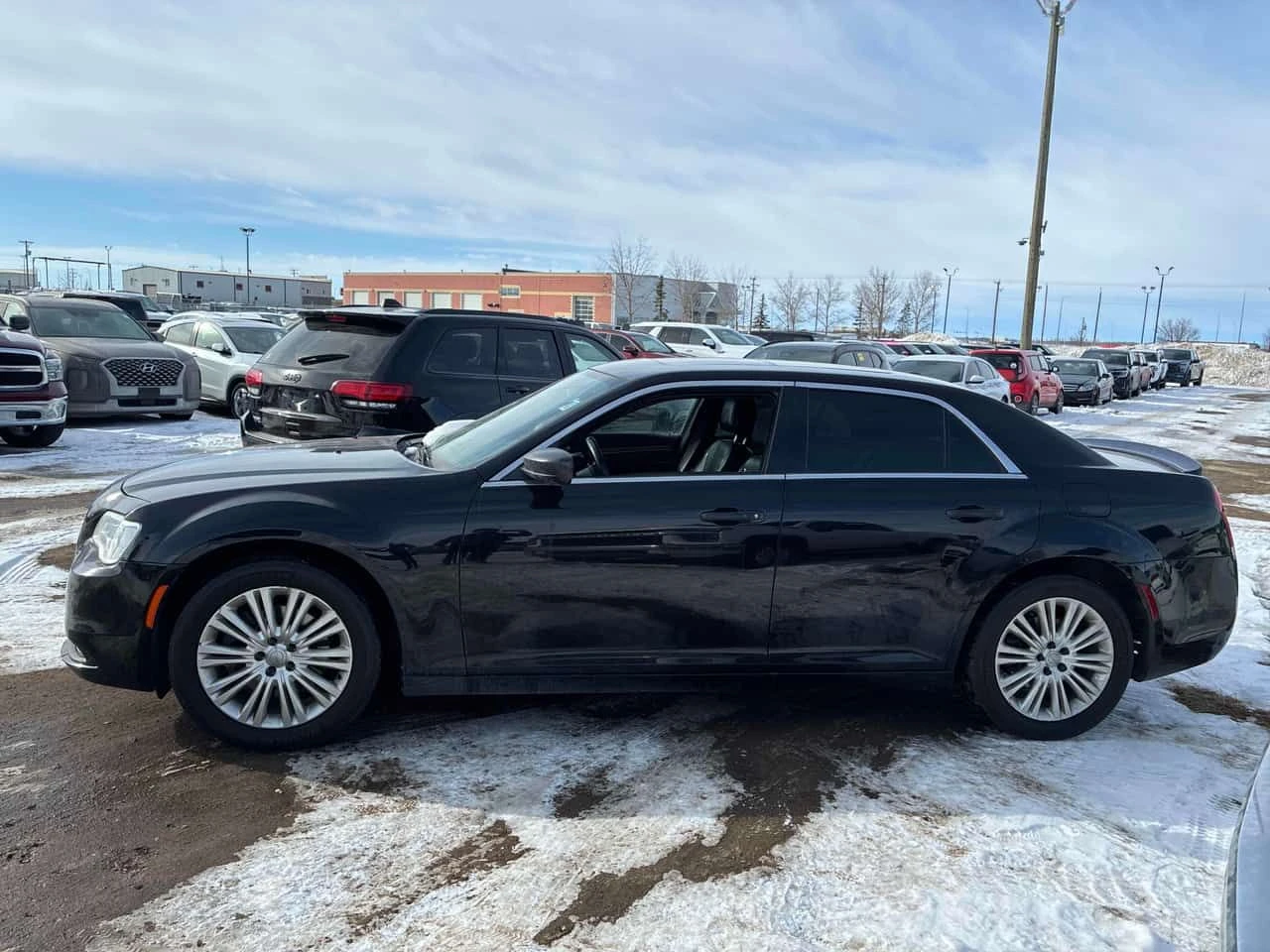 Chrysler 300c * Platinum * CARFAX * ЦЕНА ДО БГ - изображение 2