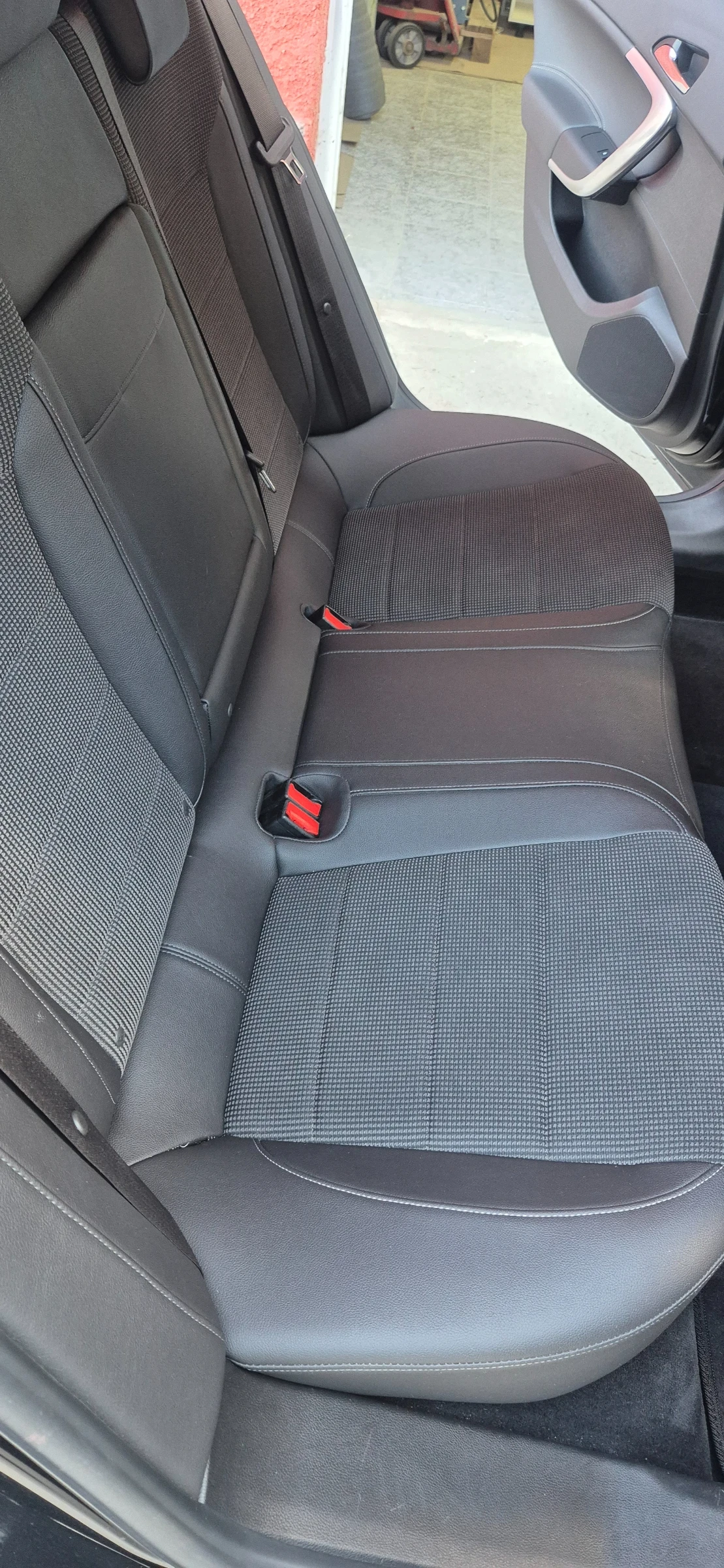 Opel Insignia, снимка 14 - Автомобили и джипове - 53773277