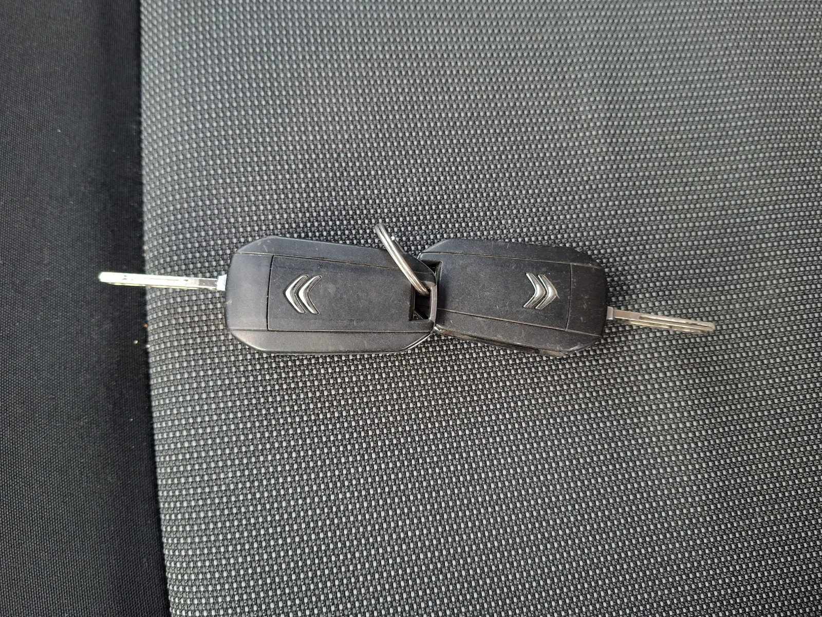 Citroen Jumpy 2.0* 180к.с.* AВТОМАТ* 2 ПЛЪЗГАЩИ ВРАТИ, снимка 17 - Автомобили и джипове - 53888500