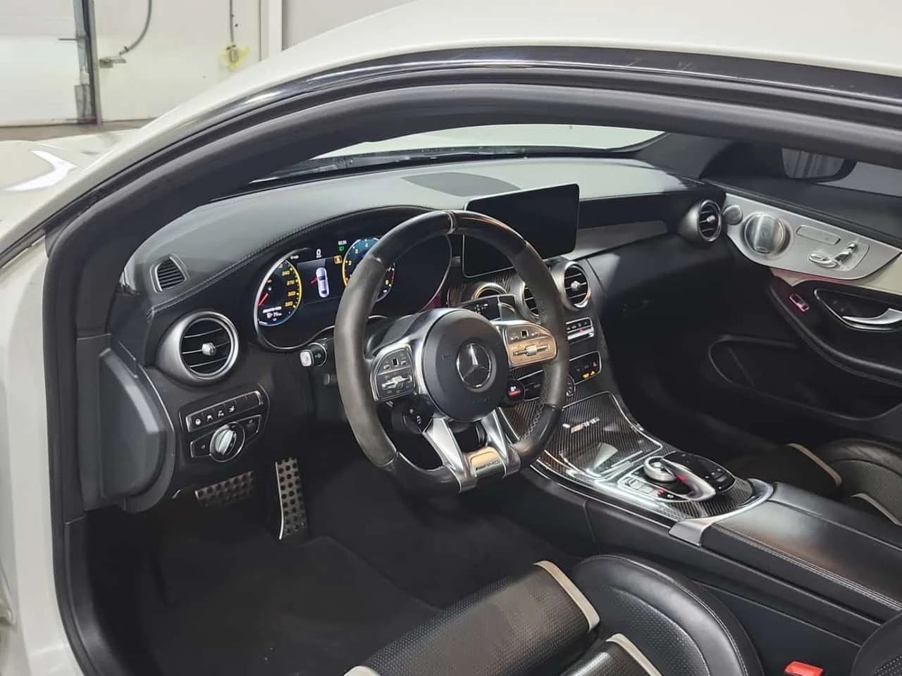 Mercedes-Benz C 63 AMG  S * 360* DISTRONIC* 3D BUMERSTER | Mobile.bg � ����������� 10