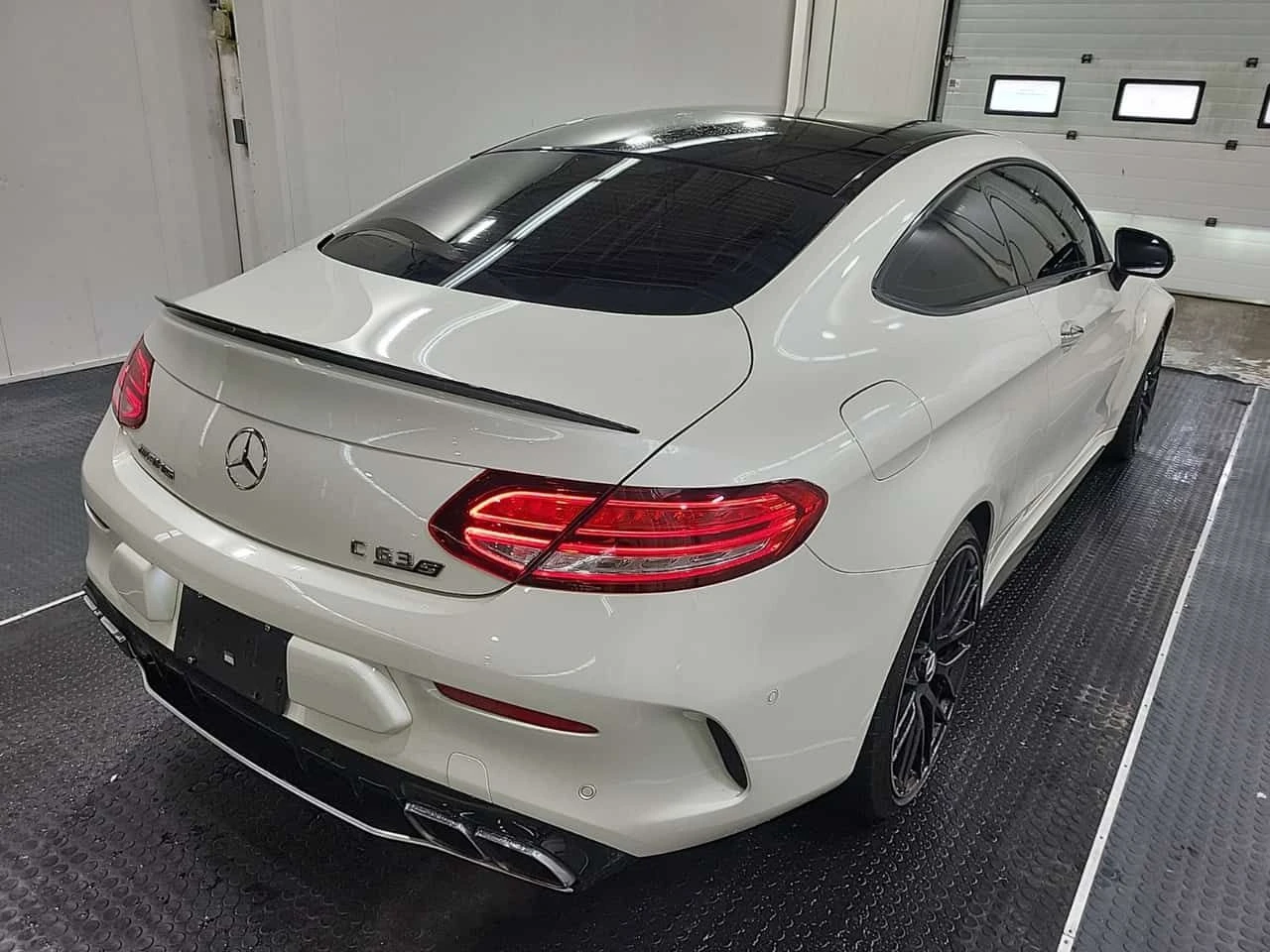 Mercedes-Benz C 63 AMG  S * 360* DISTRONIC* 3D BUMERSTER | Mobile.bg � ����������� 3