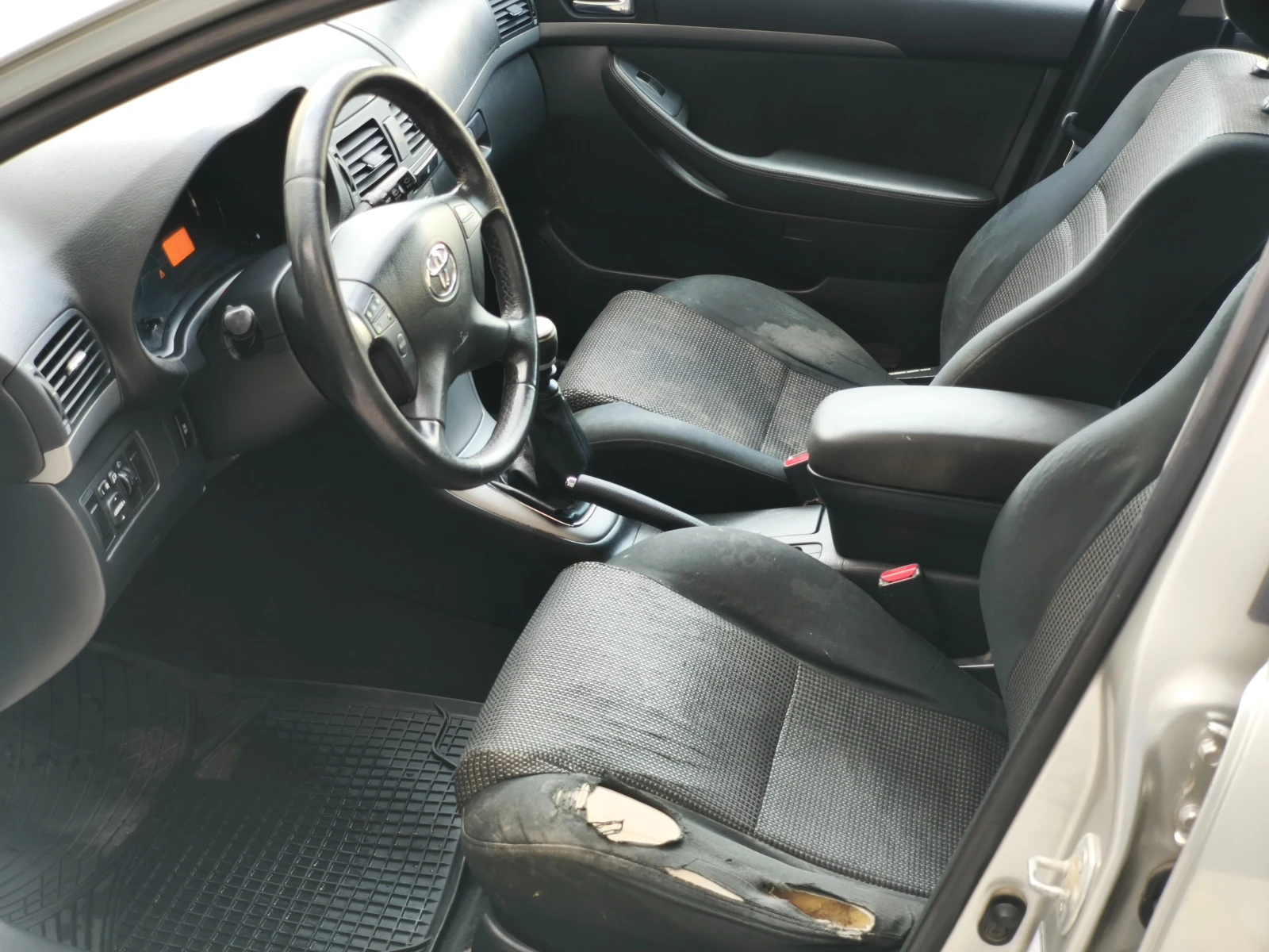 Toyota Avensis 2.0D 4D | Mobile.bg � ����������� 11
