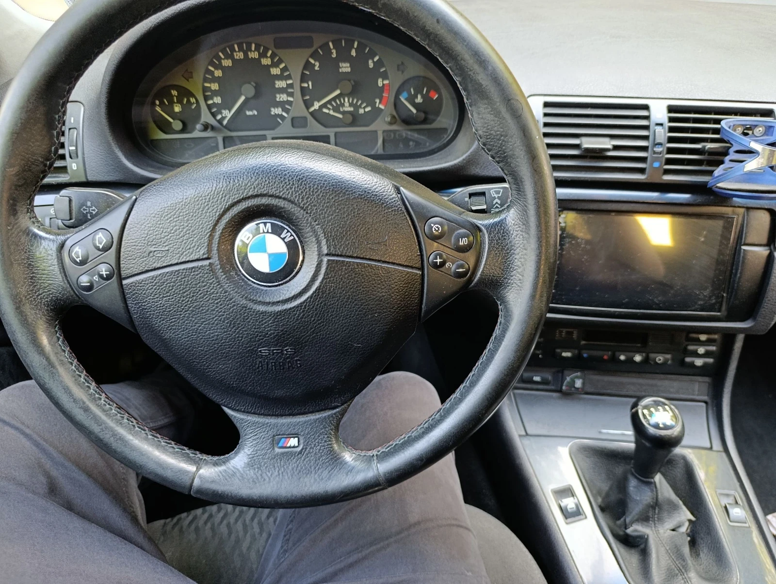 BMW 323, снимка 10 - Автомобили и джипове - 54338061