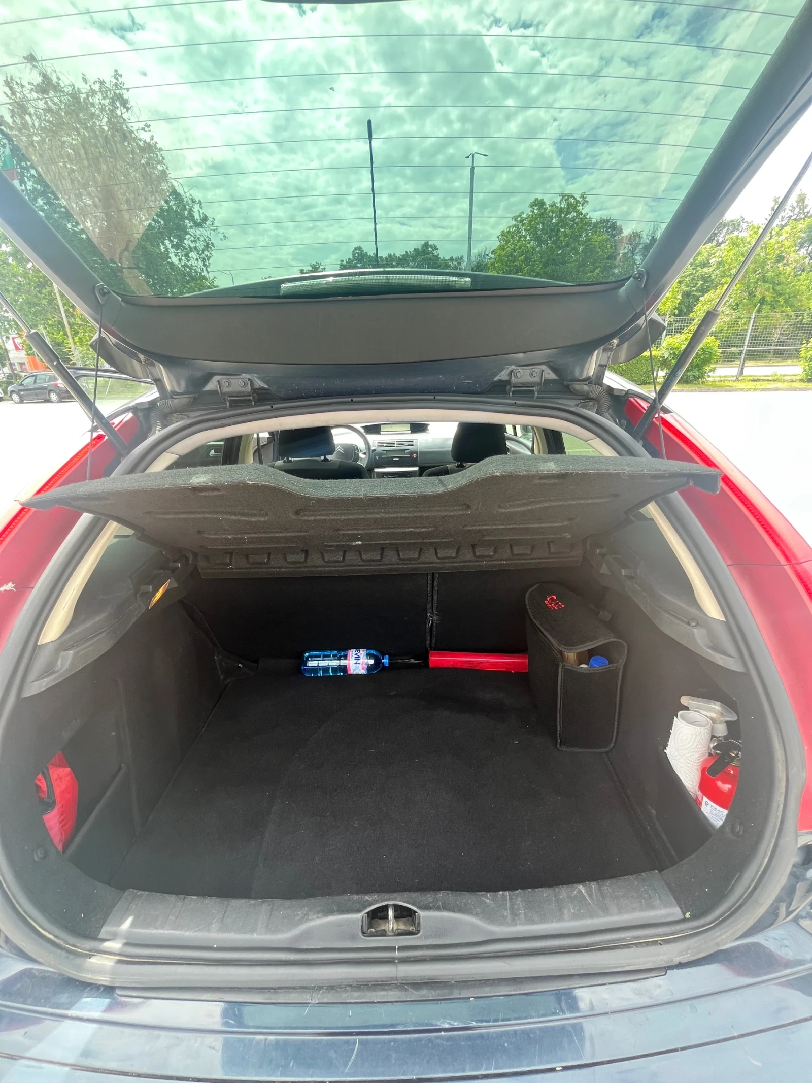 Citroen C4 1.6 HDI, снимка 8 - Автомобили и джипове - 54605286