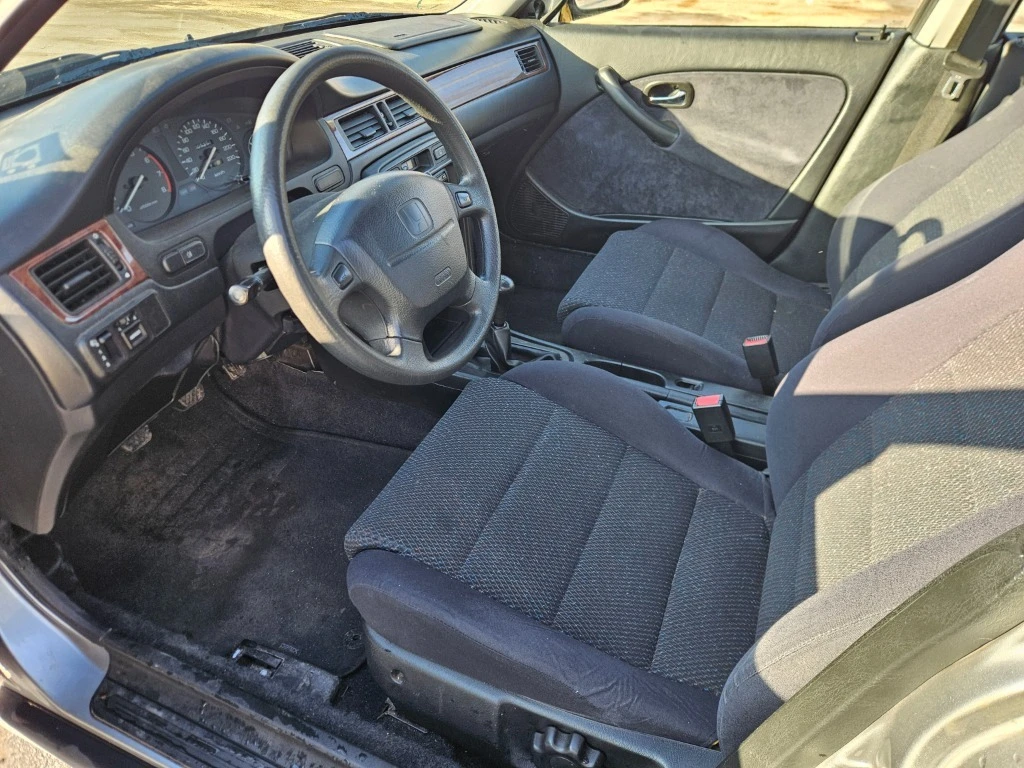 Honda Civic 1.5 vtec, снимка 9 - Автомобили и джипове - 54781526