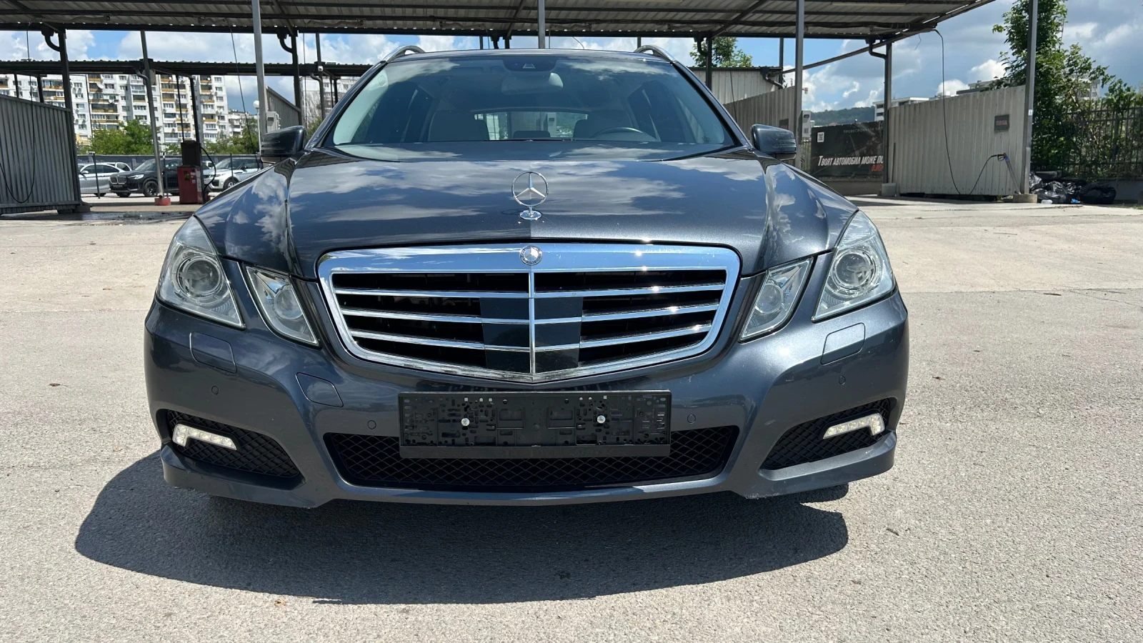 Mercedes-Benz E 350 350CDI  4matic Швейцария, снимка 3 - Автомобили и джипове - 54828793