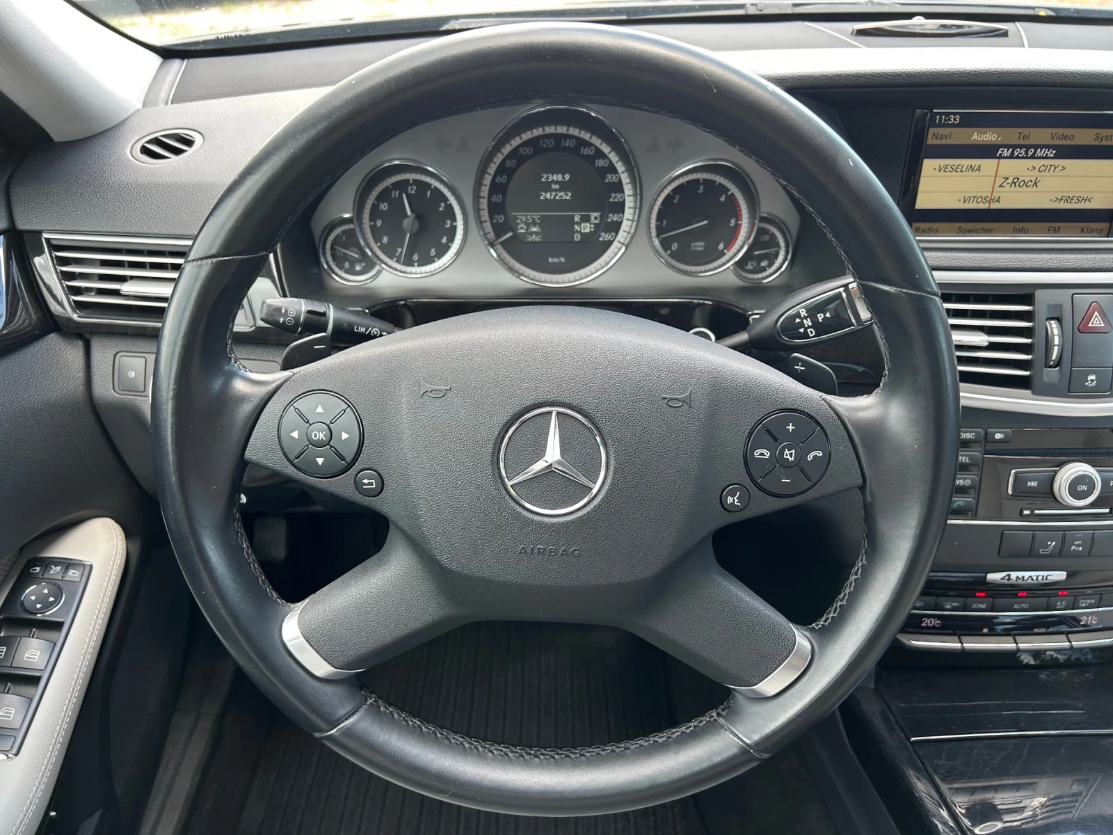 Mercedes-Benz E 350 350CDI  4matic Швейцария, снимка 8 - Автомобили и джипове - 54828793