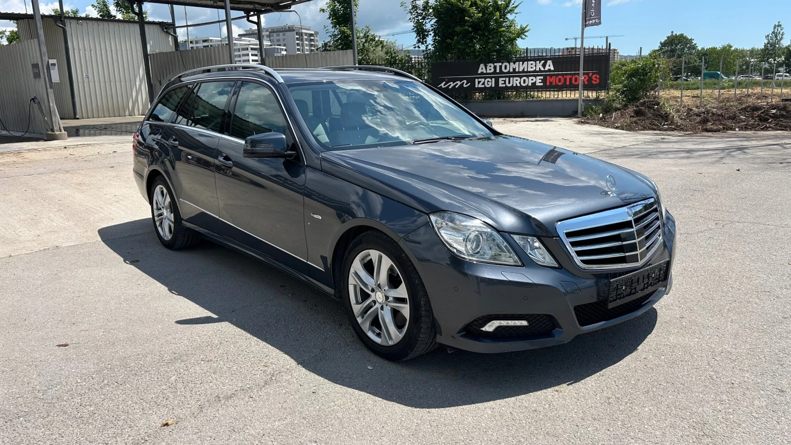 Mercedes-Benz E 350 350CDI  4matic Швейцария, снимка 2 - Автомобили и джипове - 54828793