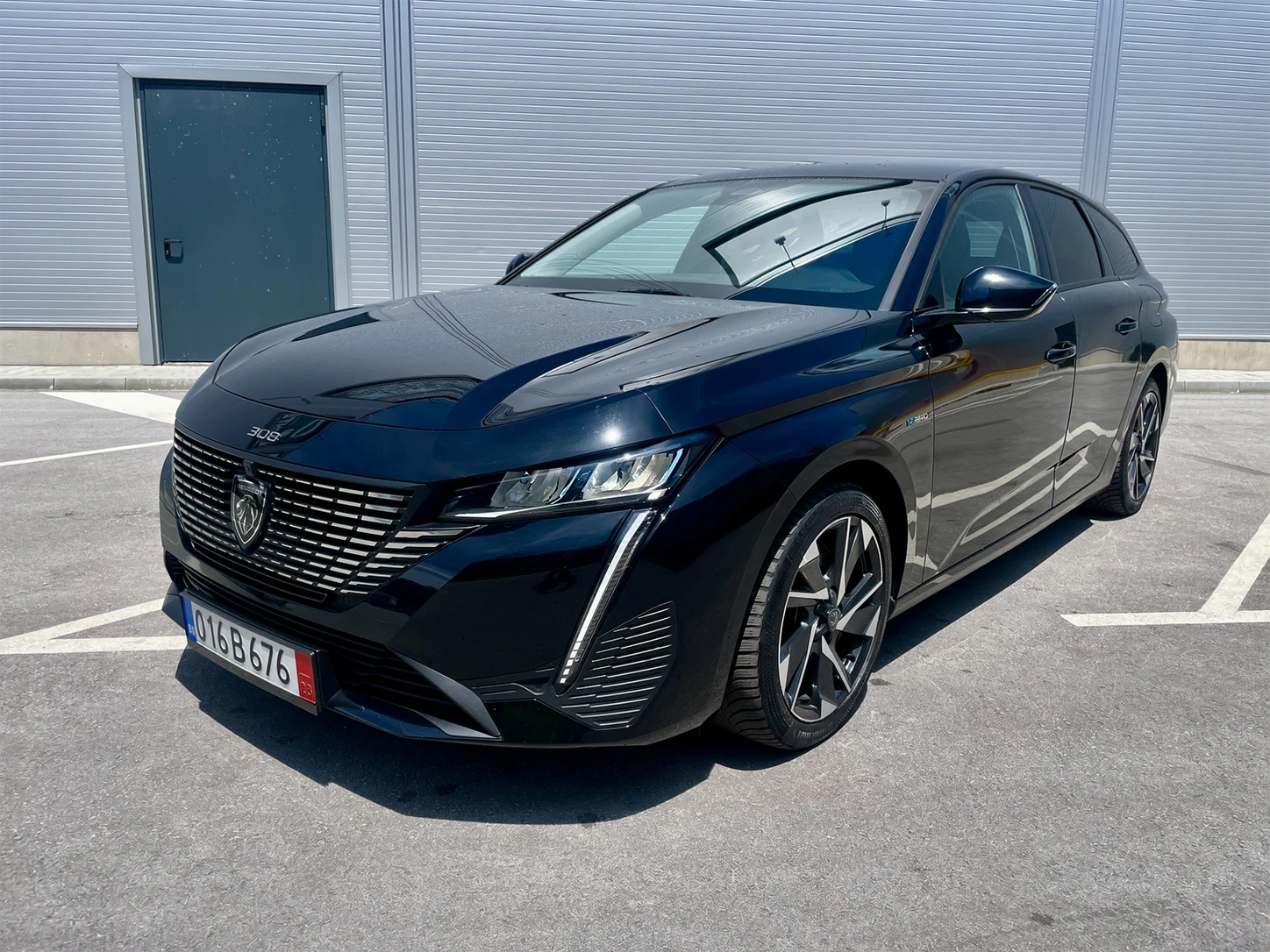 Peugeot 308 308SW 1.6 Plug-in Allure Pack, снимка 3 - Автомобили и джипове - 55229810