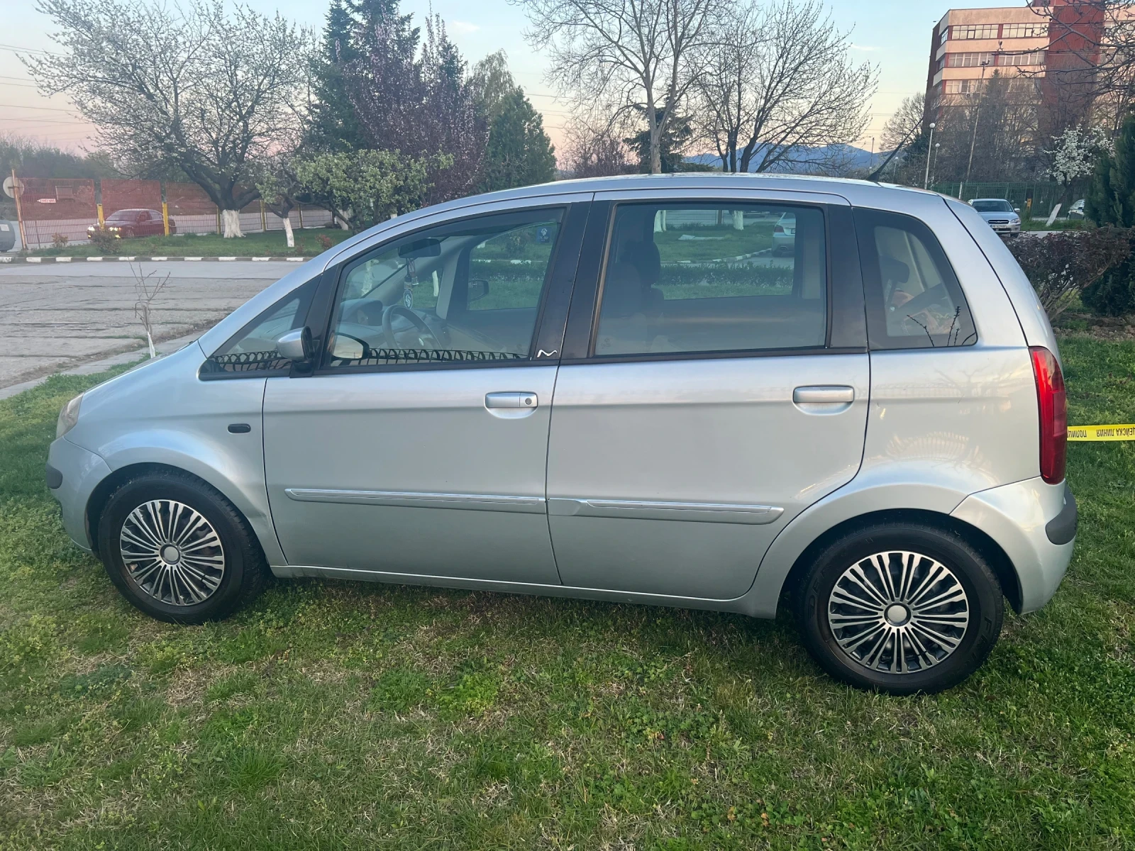 Lancia Musa, снимка 3 - Автомобили и джипове - 55352997
