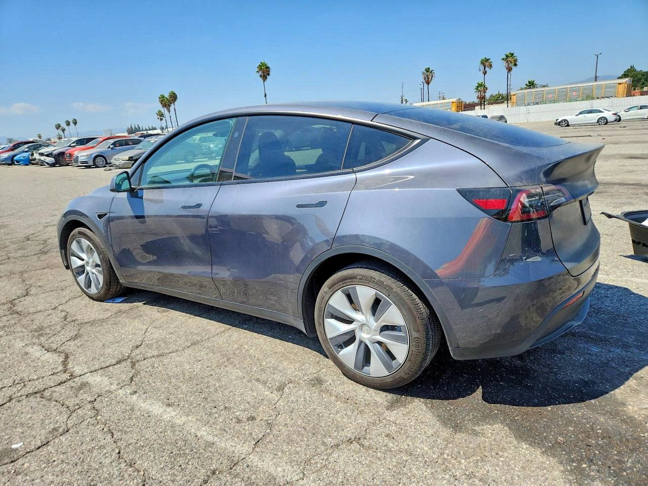 Tesla Model Y, снимка 2 - Автомобили и джипове - 56374906