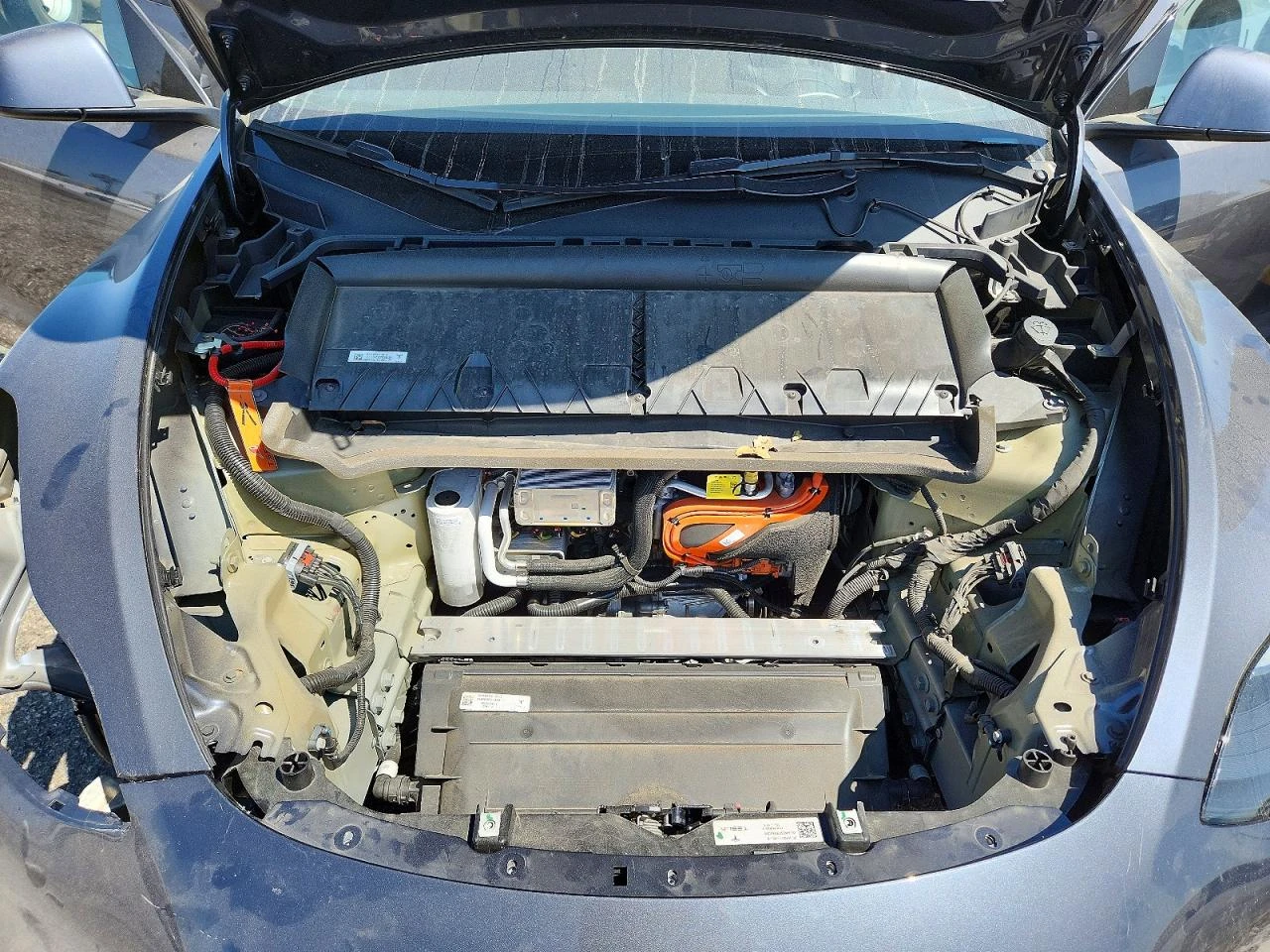Tesla Model Y, снимка 11 - Автомобили и джипове - 56374906