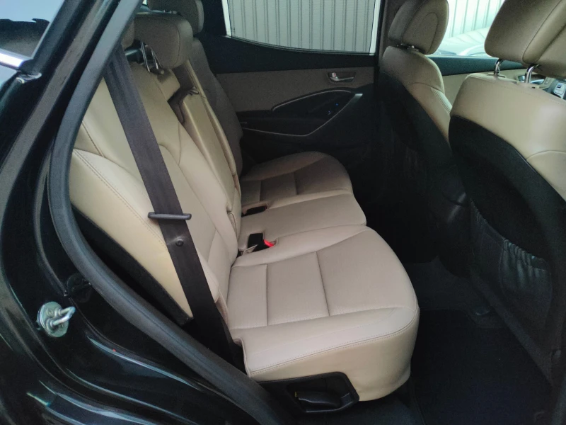 Hyundai Santa fe 2.2crdi/Keyless/Navi/Pamet, снимка 11 - Автомобили и джипове - 47505523