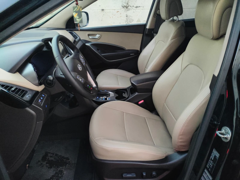 Hyundai Santa fe 2.2crdi/Keyless/Navi/Pamet, снимка 9 - Автомобили и джипове - 47402788