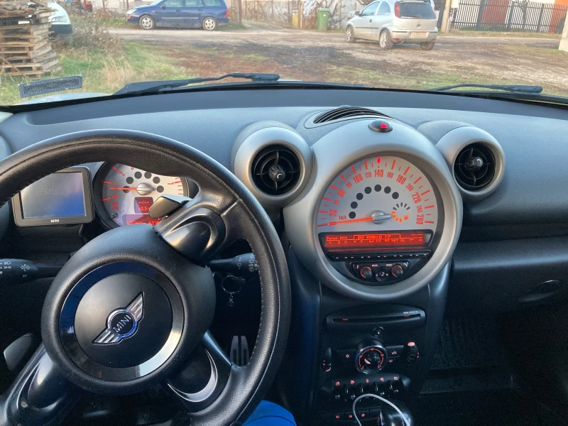 Mini Countryman, снимка 14 - Автомобили и джипове - 48152661