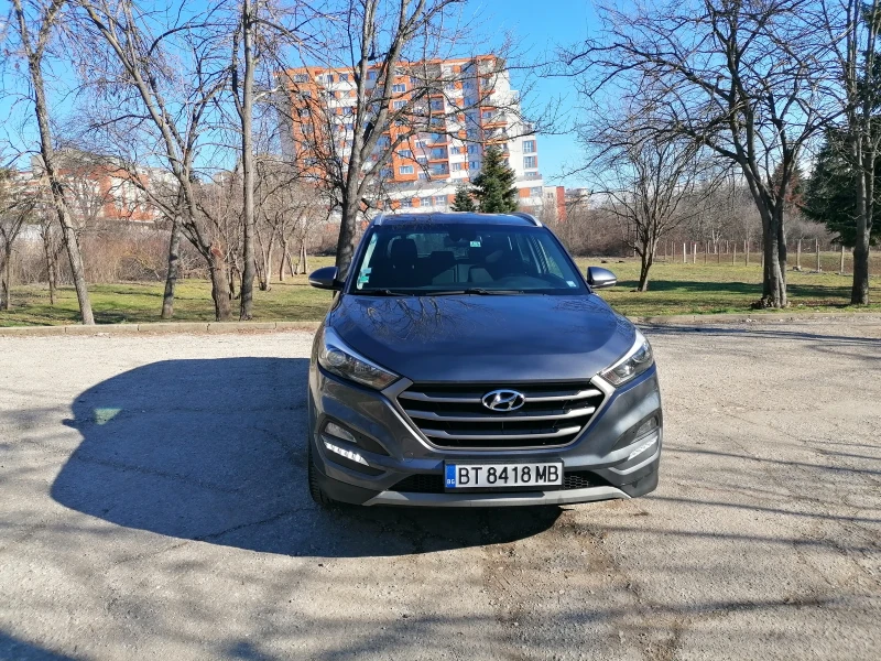 Hyundai Tucson 1.7 CRDI , снимка 2 - Автомобили и джипове - 48604171