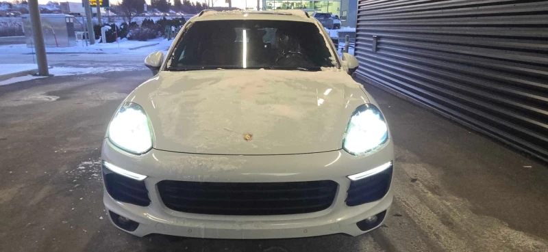 Porsche Cayenne * Diesel * CARFAX * БЕЗ ПЪРВОНАЧАЛНА ВНОСКА, снимка 6 - Автомобили и джипове - 53422267