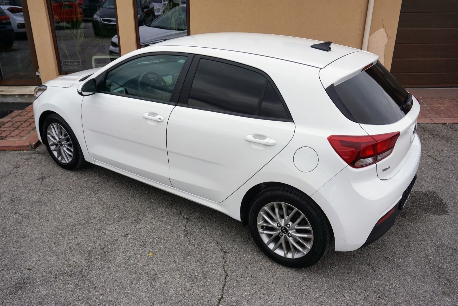 Kia Rio 1.0T-GDi - изображение 3