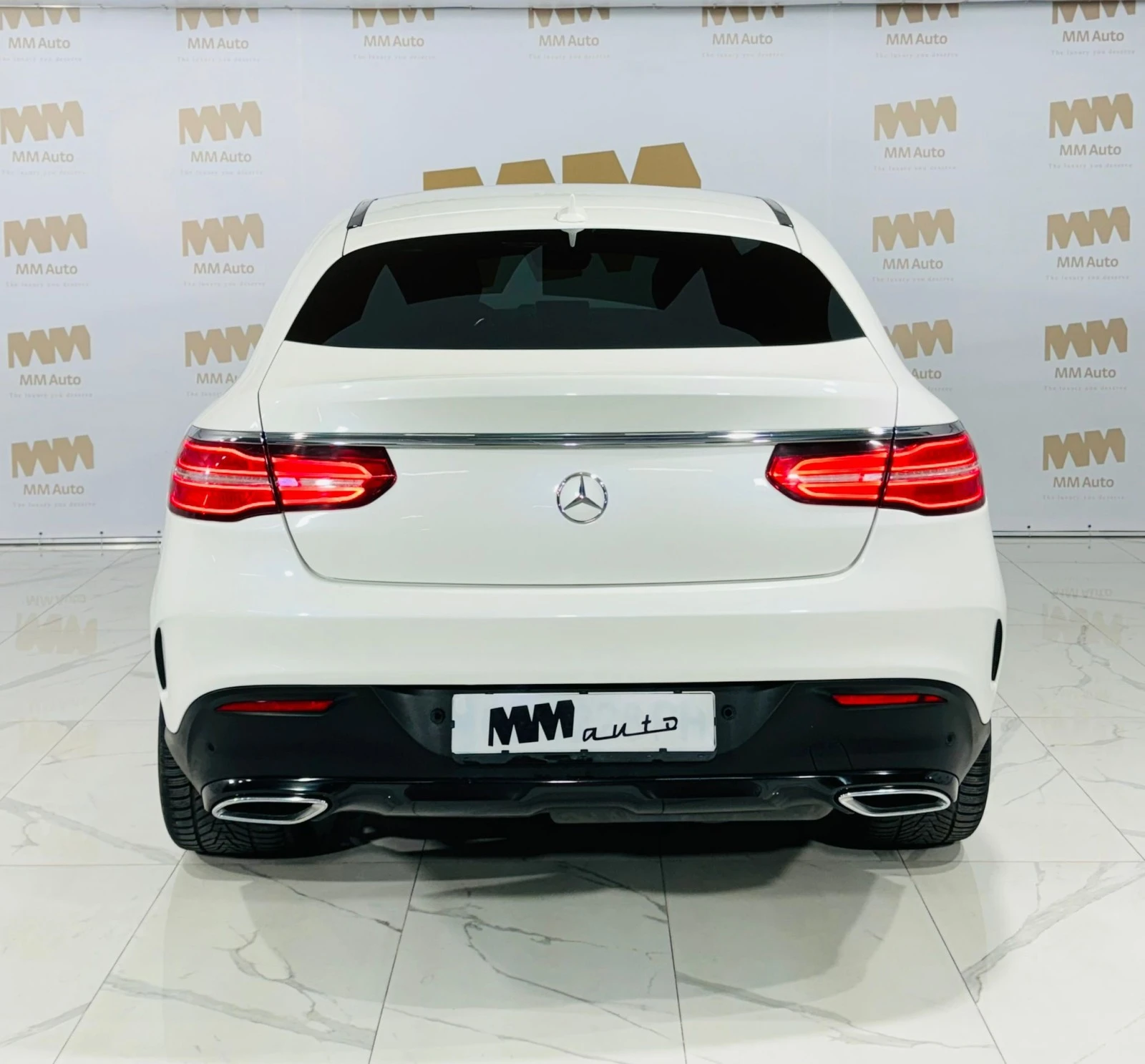 Mercedes-Benz GLE 350 d 4M AMG панорама памет AIRMATIC - изображение 5