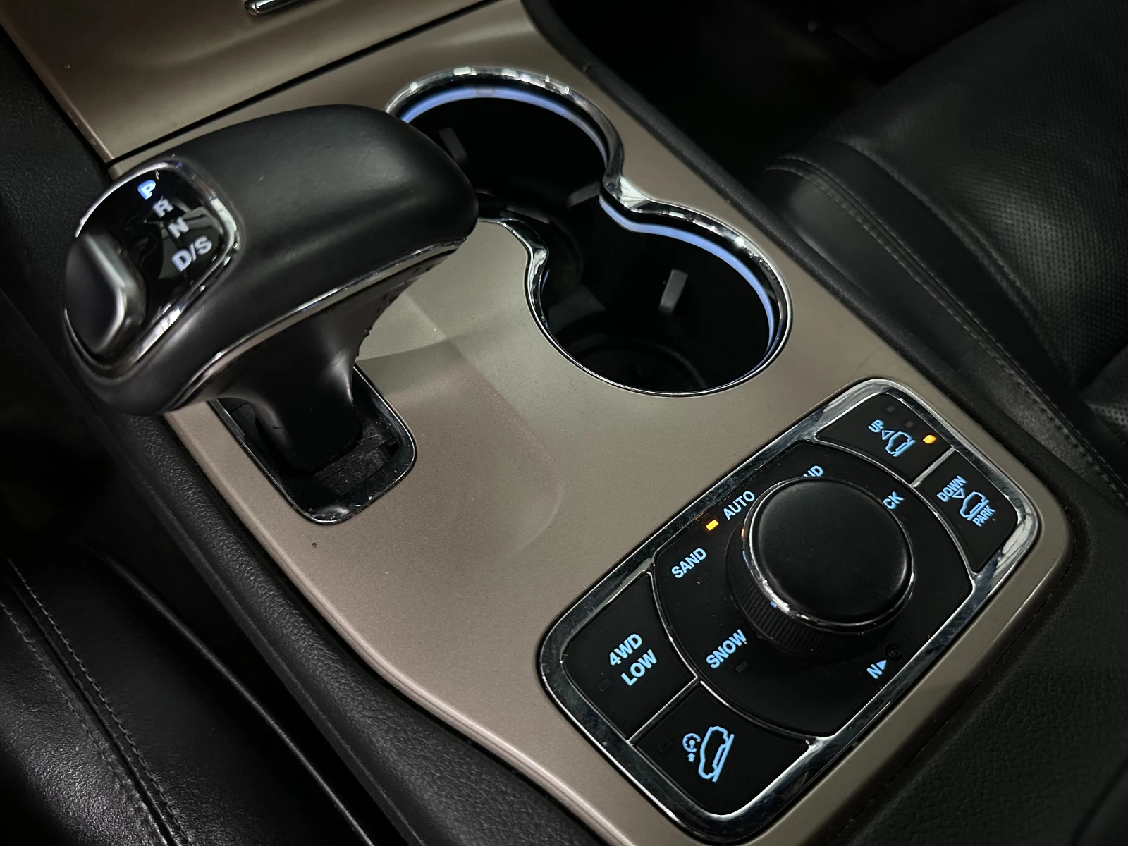 Jeep Grand cherokee * 3.6* OVERLAND* * *  *  | Mobile.bg   16