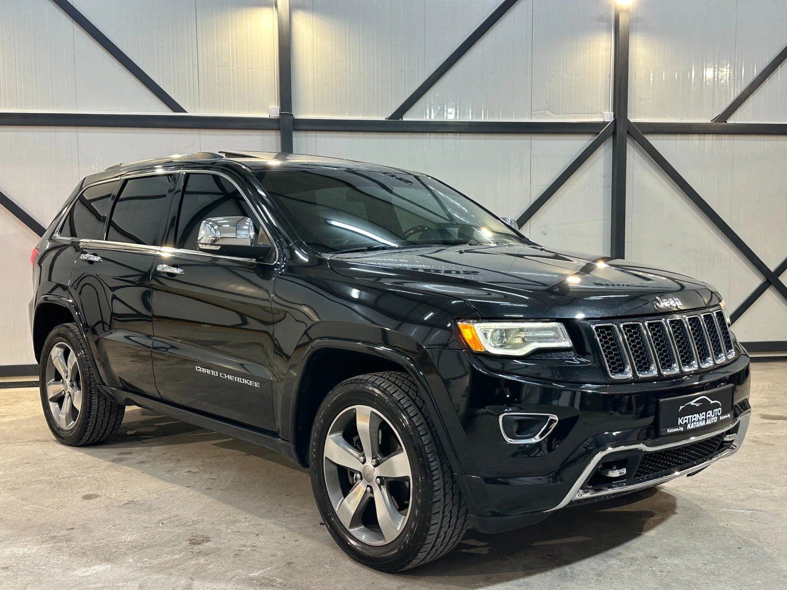 Jeep Grand cherokee * 3.6* OVERLAND* ПОДГРЕВ* ОБДУХ* МЪРТВИ ТОЧКИ*  - изображение 2
