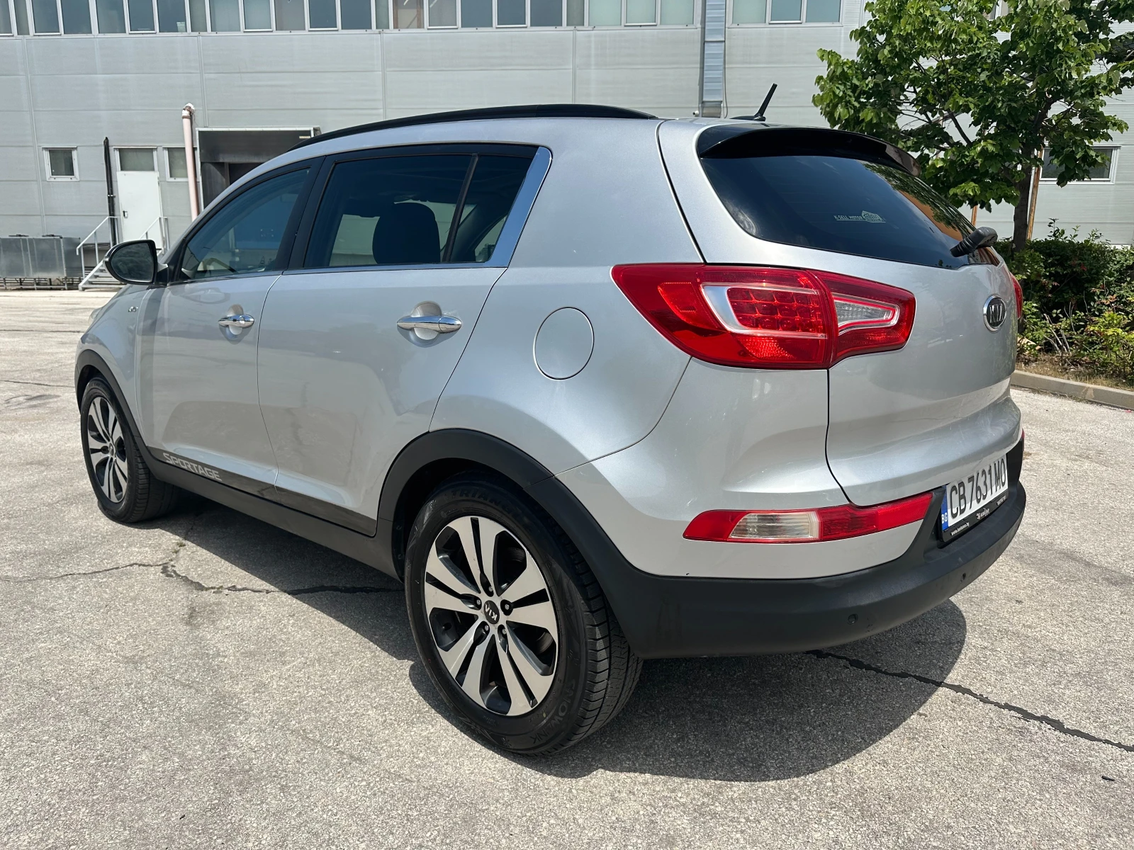 Kia Sportage 2.0d CRDI - изображение 3
