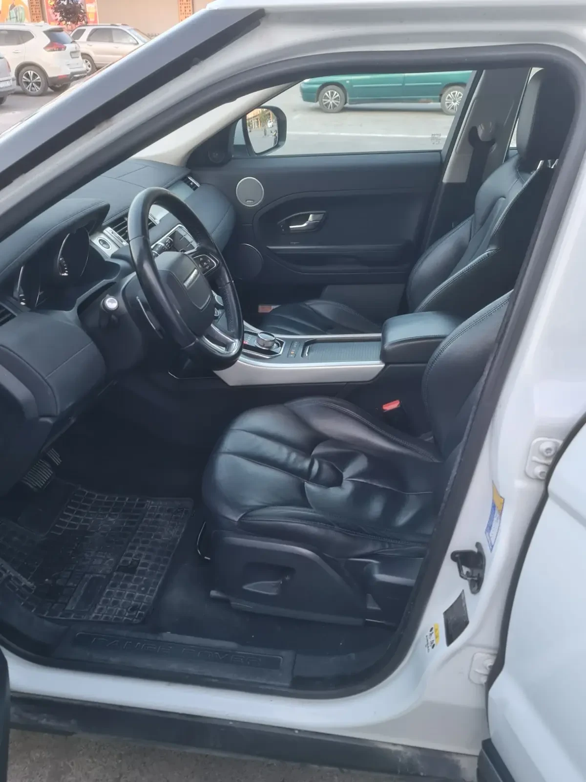Land Rover Range Rover Evoque 2.2D - изображение 9