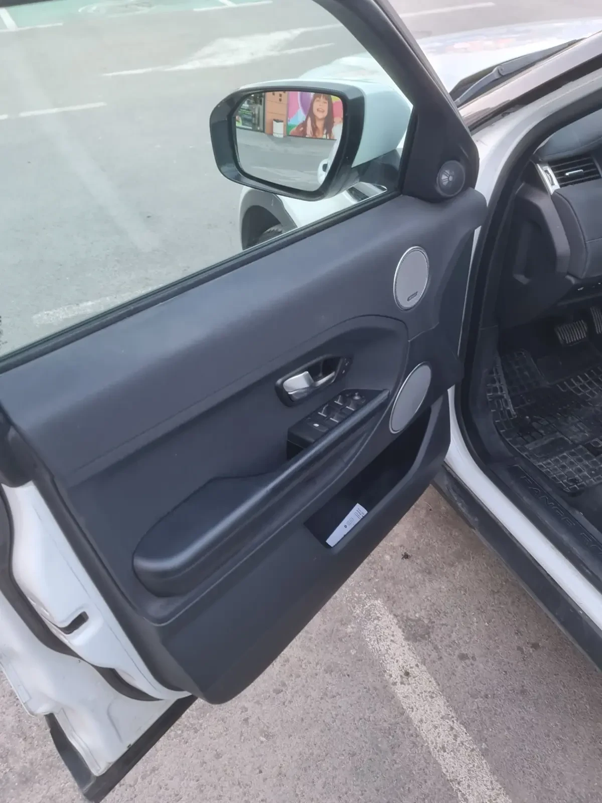 Land Rover Range Rover Evoque 2.2D - изображение 7