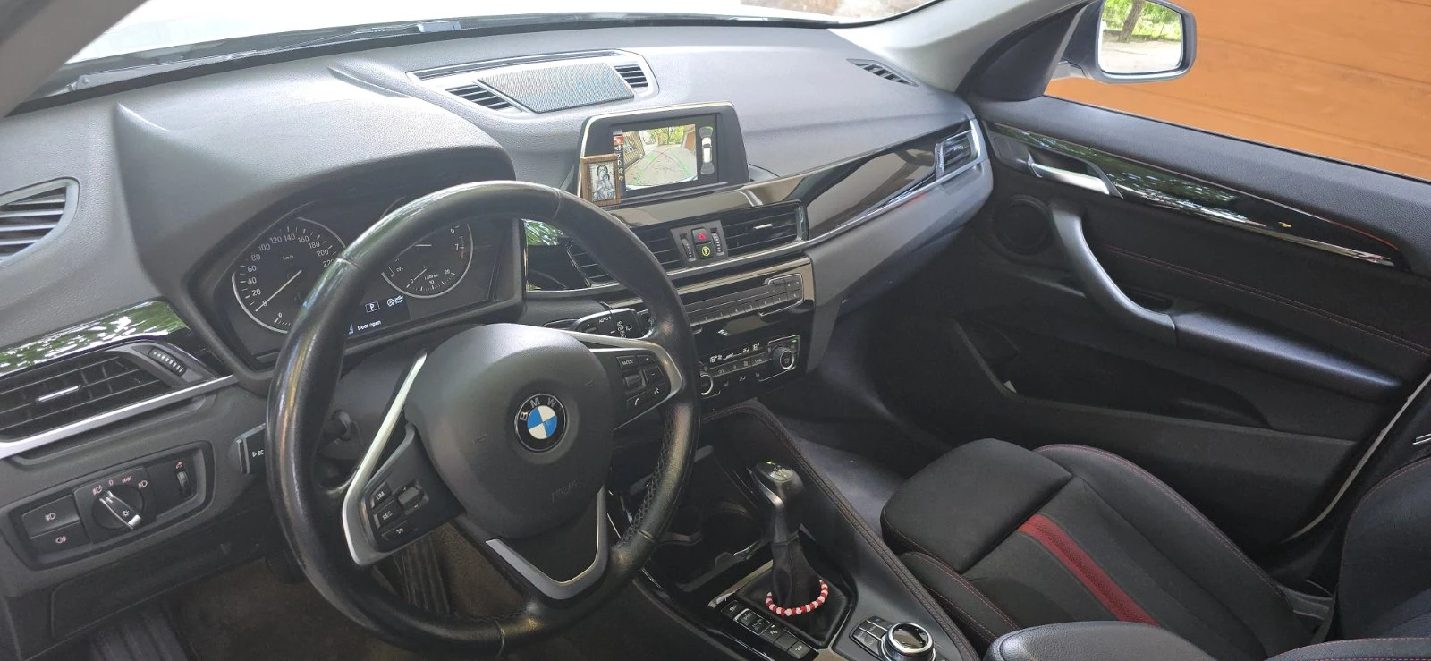 BMW X1 2.0i xdrive - изображение 2
