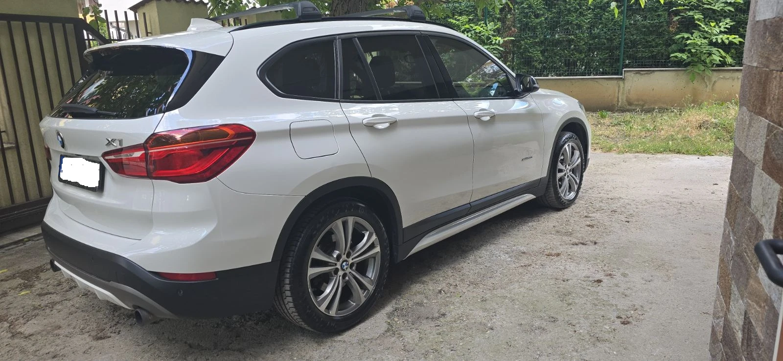 BMW X1 2.0i xdrive - изображение 7