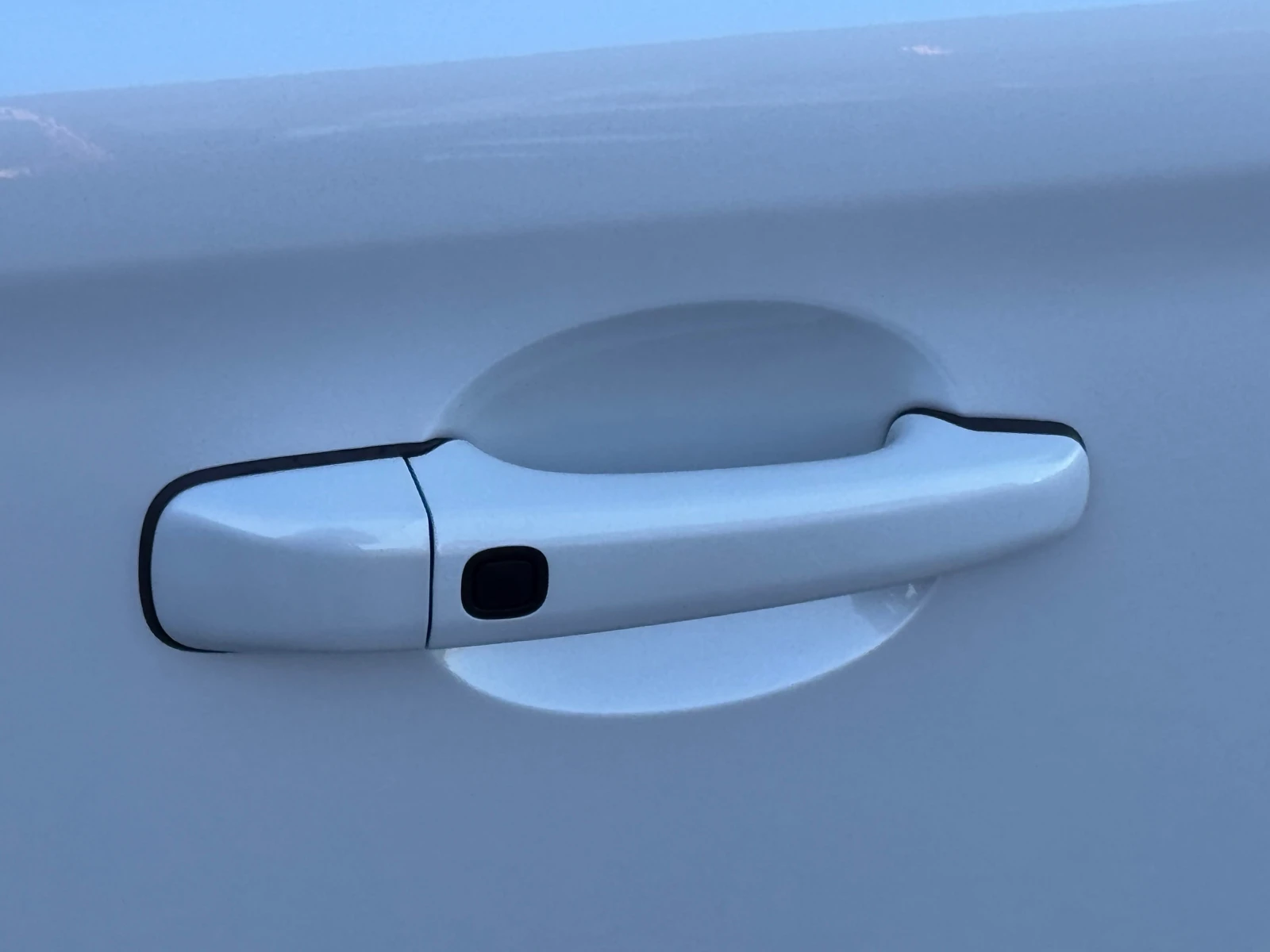 Volvo XC60 3.0T6 R-DESIGN  KEYLESSGO  SWISS | Mobile.bg   14