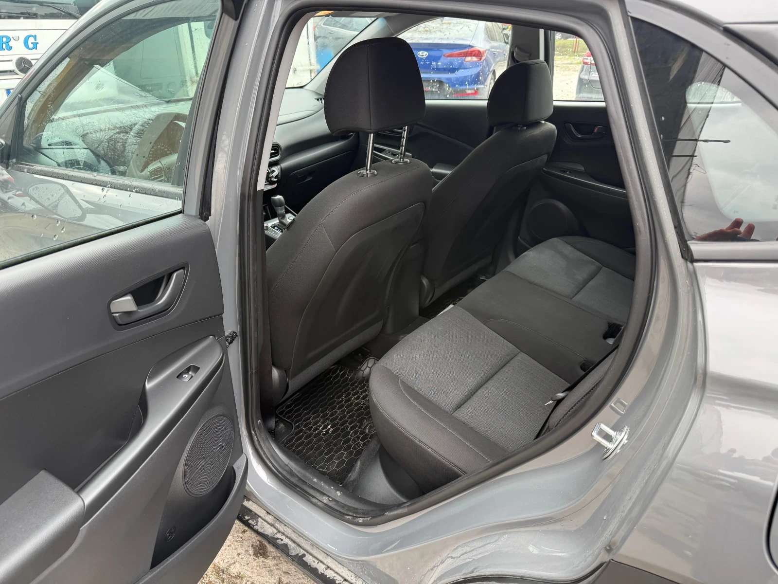 Hyundai Kona AWD, снимка 16 - Автомобили и джипове - 53918646