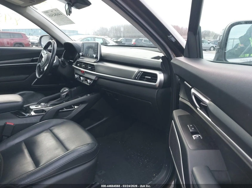 Kia Telluride 3.8l S, снимка 5 - Автомобили и джипове - 54242502