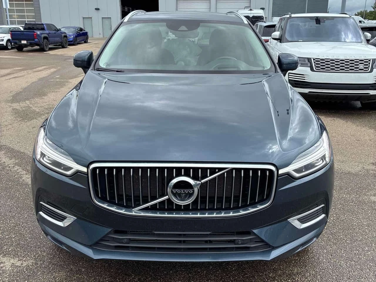 Volvo XC60 Inscription/360/HUD/Bowers&Wilkins, снимка 6 - Автомобили и джипове - 55085276