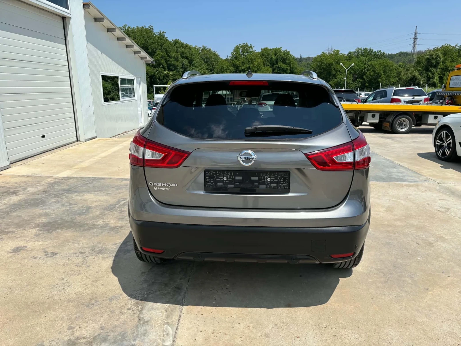 Nissan Qashqai 1.5dci 110k.c* Panorama* 6b* Navi* UNIKAT* , снимка 7 - Автомобили и джипове - 55289632