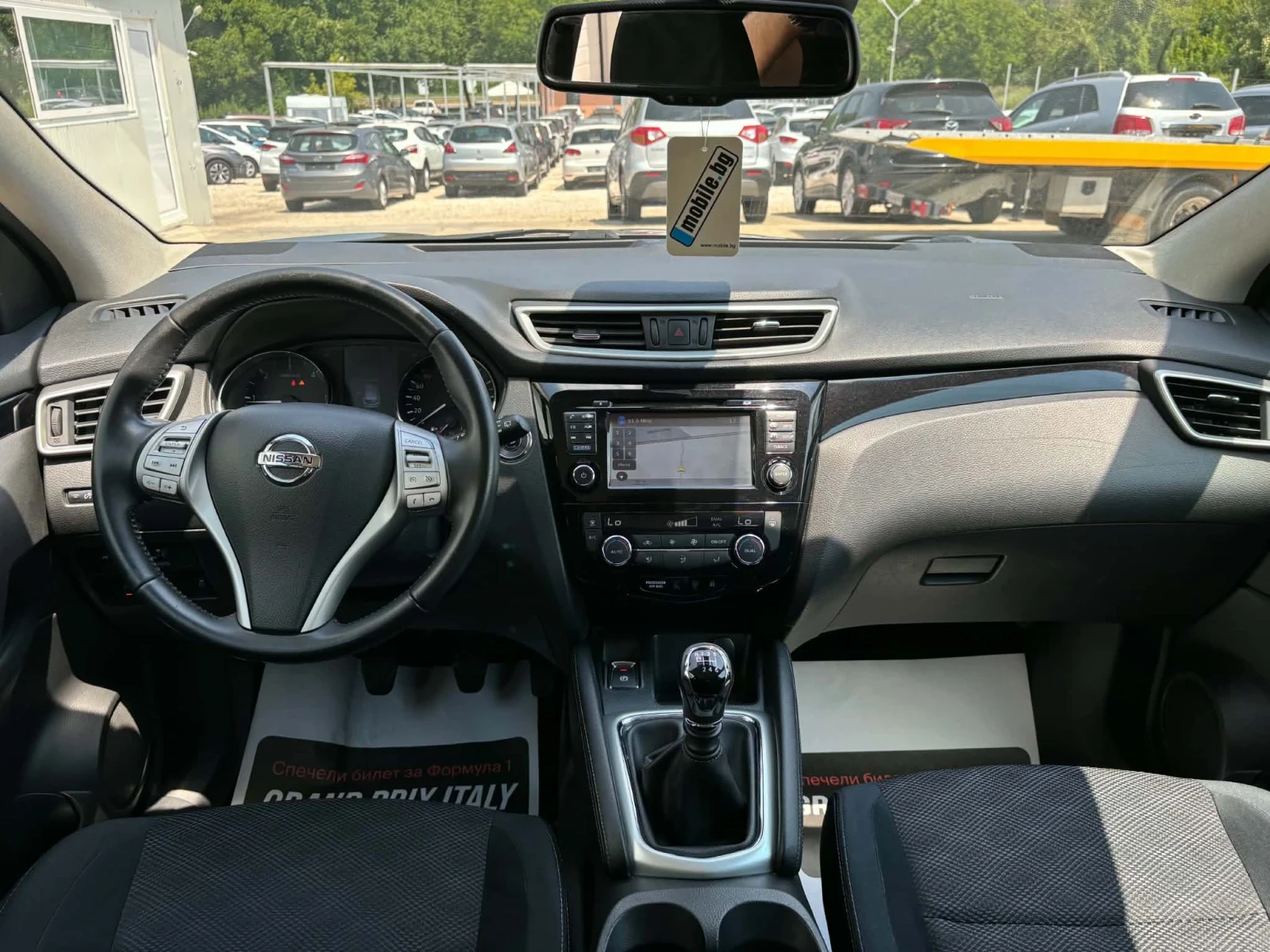 Nissan Qashqai 1.5dci 110k.c* Panorama* 6b* Navi* UNIKAT* , снимка 10 - Автомобили и джипове - 55289632
