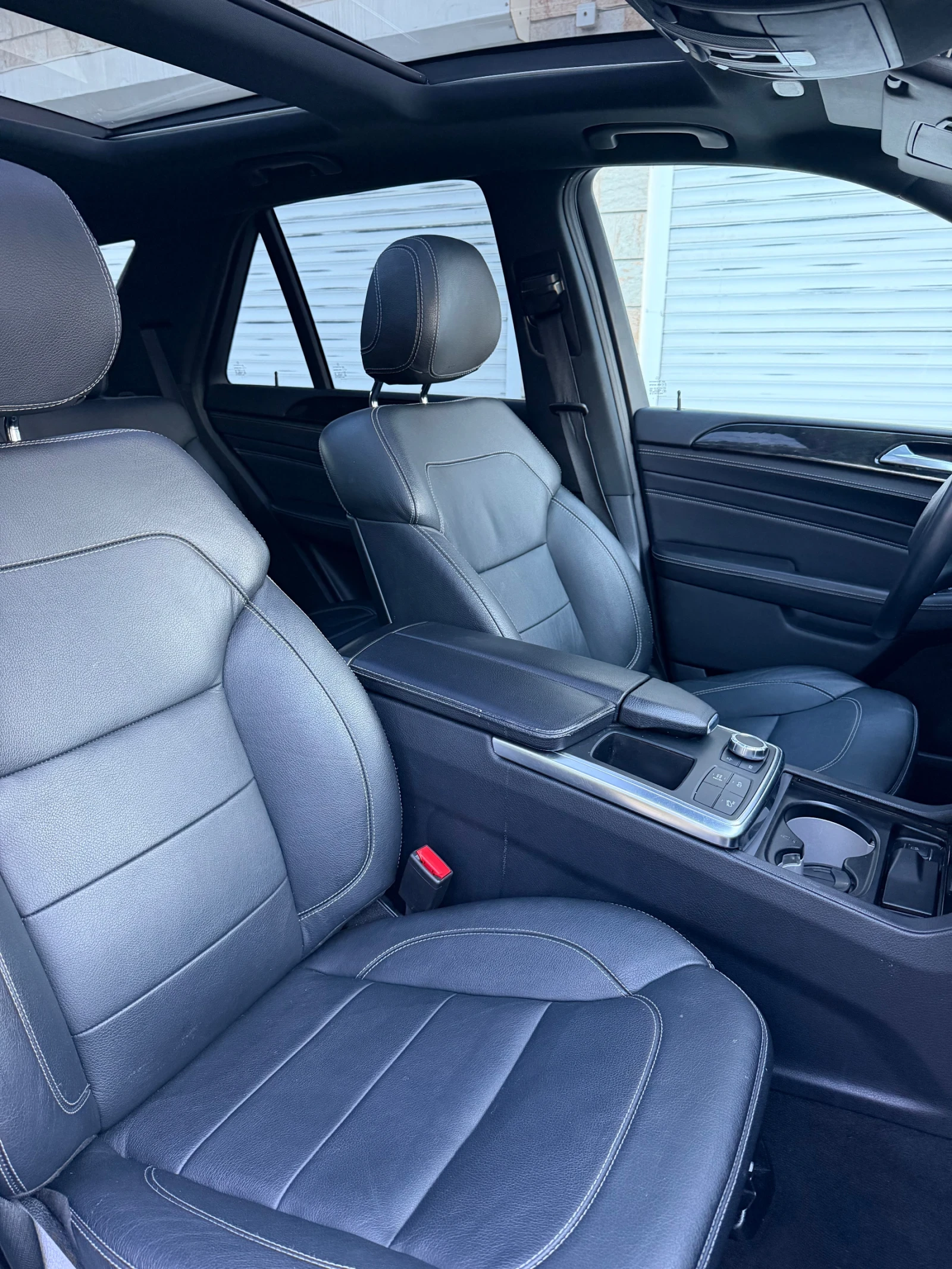 Mercedes-Benz ML 350 BlueTec AMG Package 360CAM , снимка 11 - Автомобили и джипове - 55959433