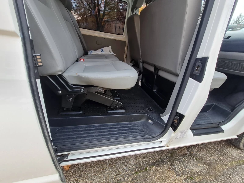 VW Transporter, снимка 8 - Бусове и автобуси - 52542988